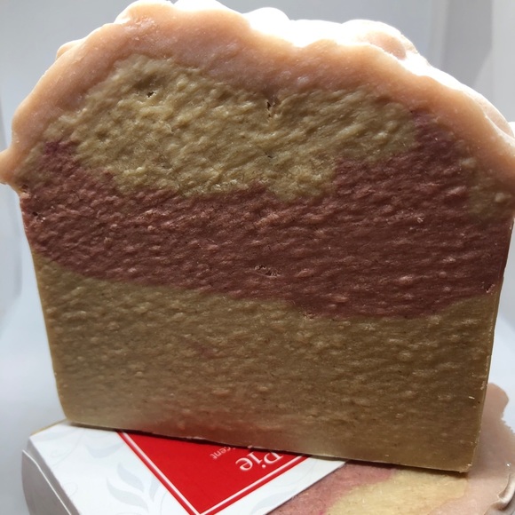 🧼Apple Pie Artisan Natural Soap 5.0 Oz red apple - Picture 12 of 14